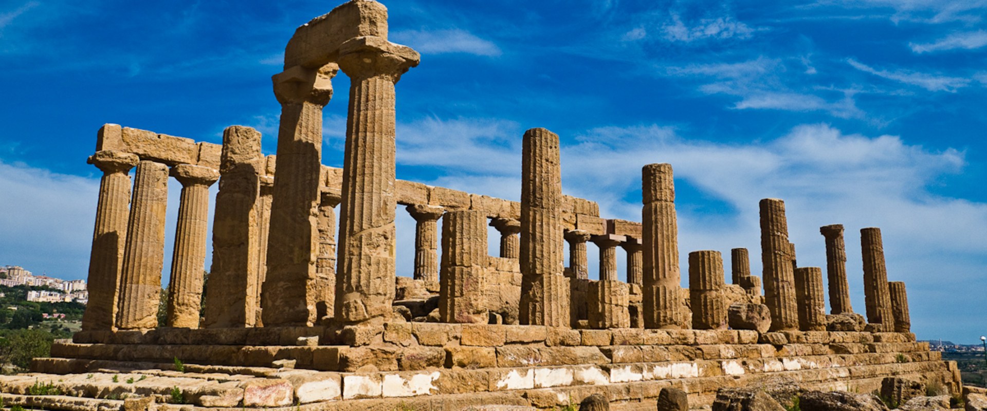 La sicilia è greca o italiana?